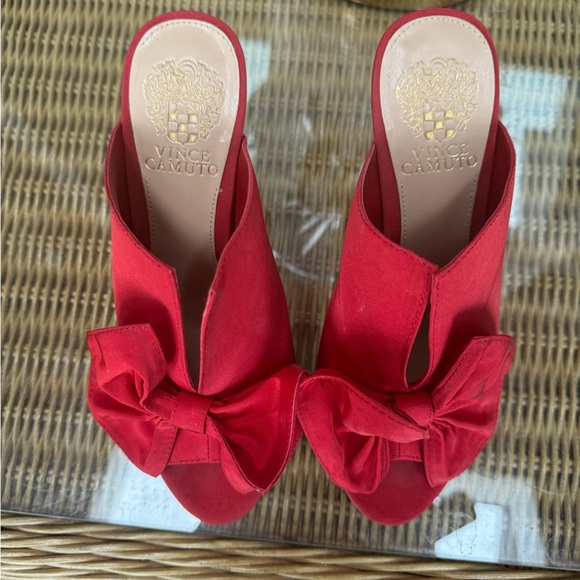 Vince Camuto heels - Picture 6 of 8